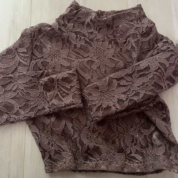 Mesh lace top - Picture 2 of 3